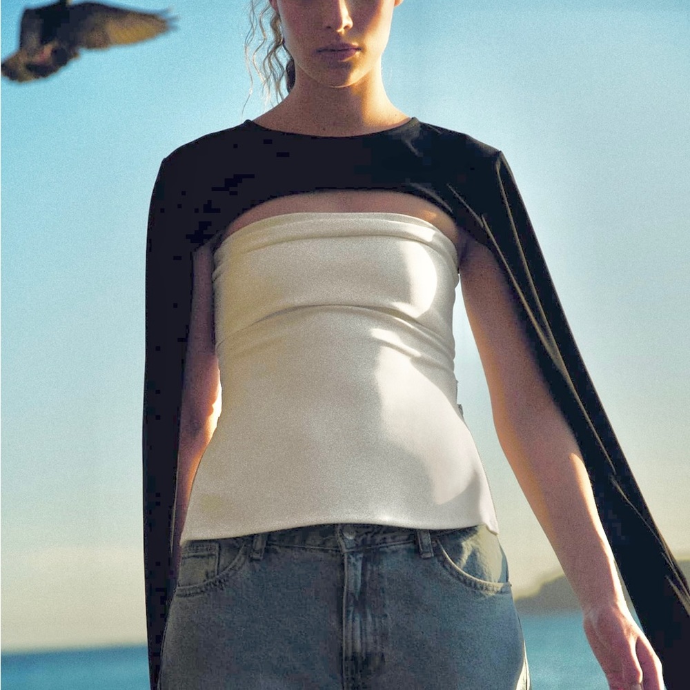 Zara Zippered Top